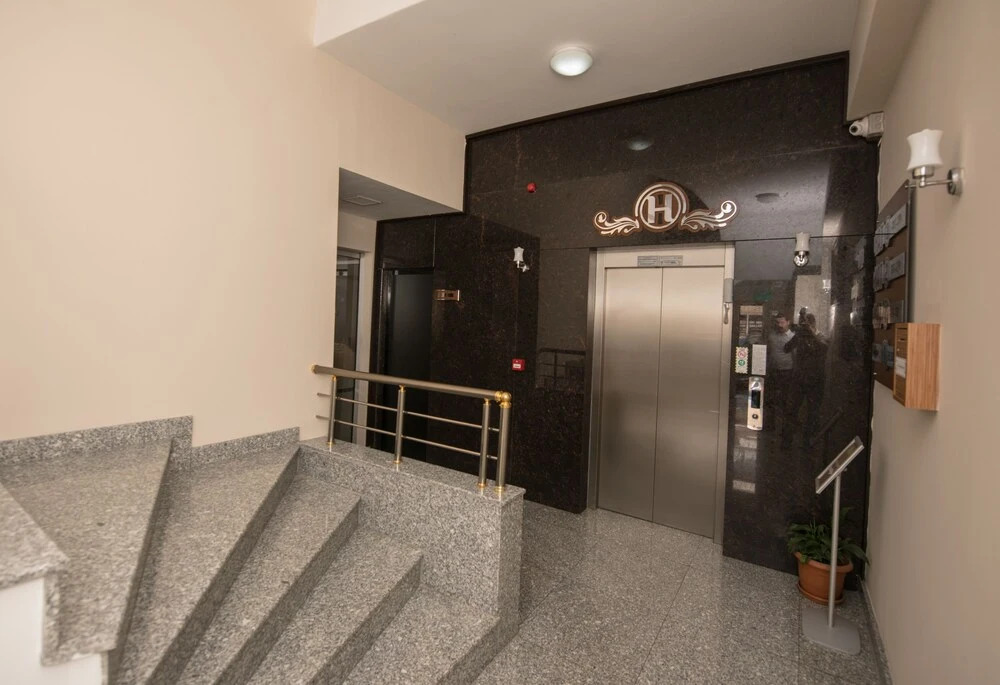 Quars Garden Hotel
