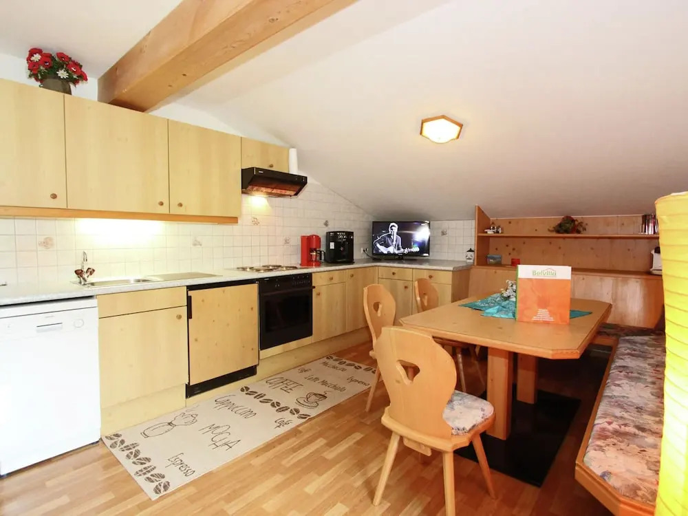 Quaint Apartment in Finkenberg near Ski Lift