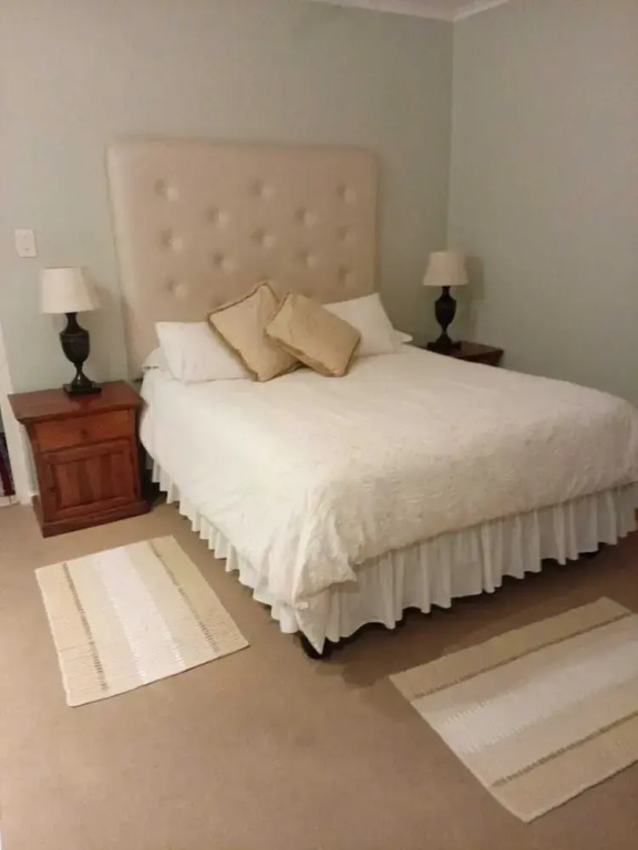 Beautiful House Fully up for Rental