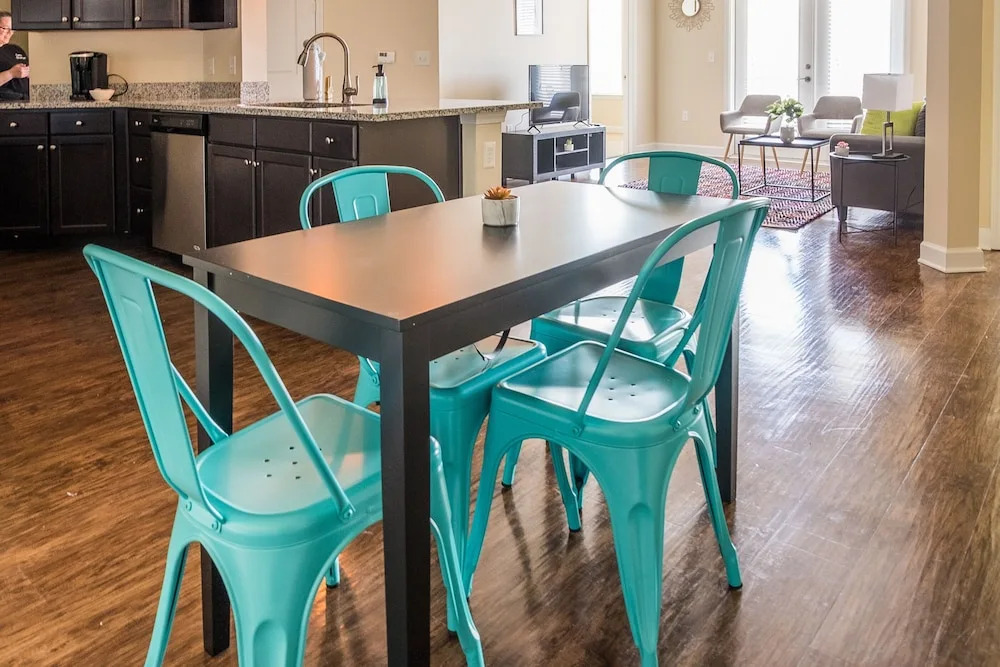 Apartment with Parking by Frontdesk