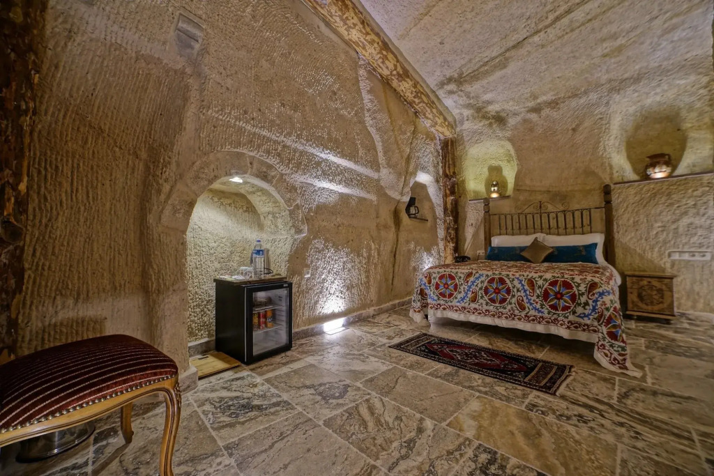 NOSTALJİ CAVE SUİT HOTEL