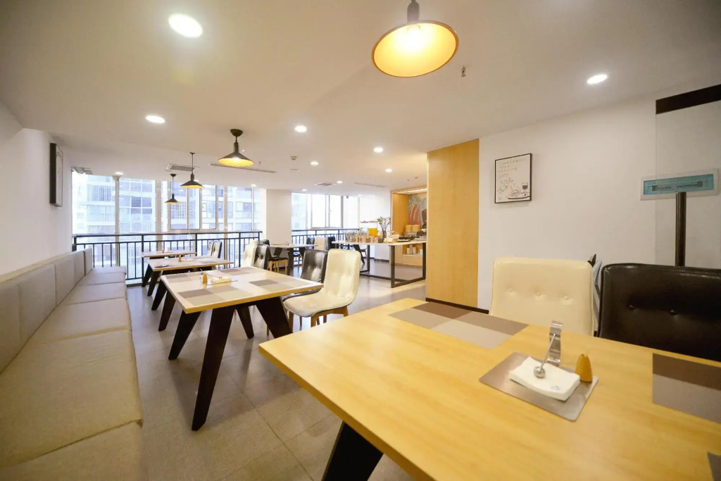 HanTing Hotel (Huaihua Hexi)