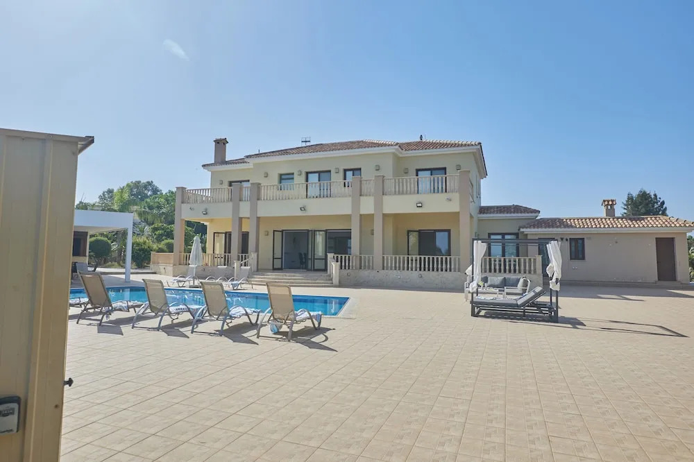 Protaras Holiday Villa Pa7 Private 7 Bedroom villa