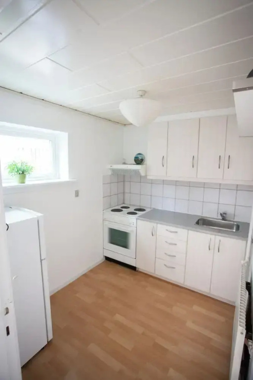 Lovely 2- Bedroom Apartment In Central Tórshavn