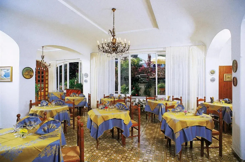Hotel Cleopatra