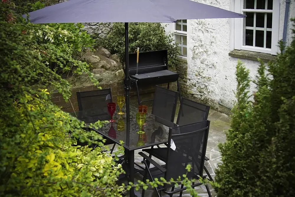 Hillside Lodge