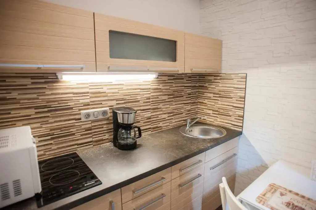 All In Apartman II