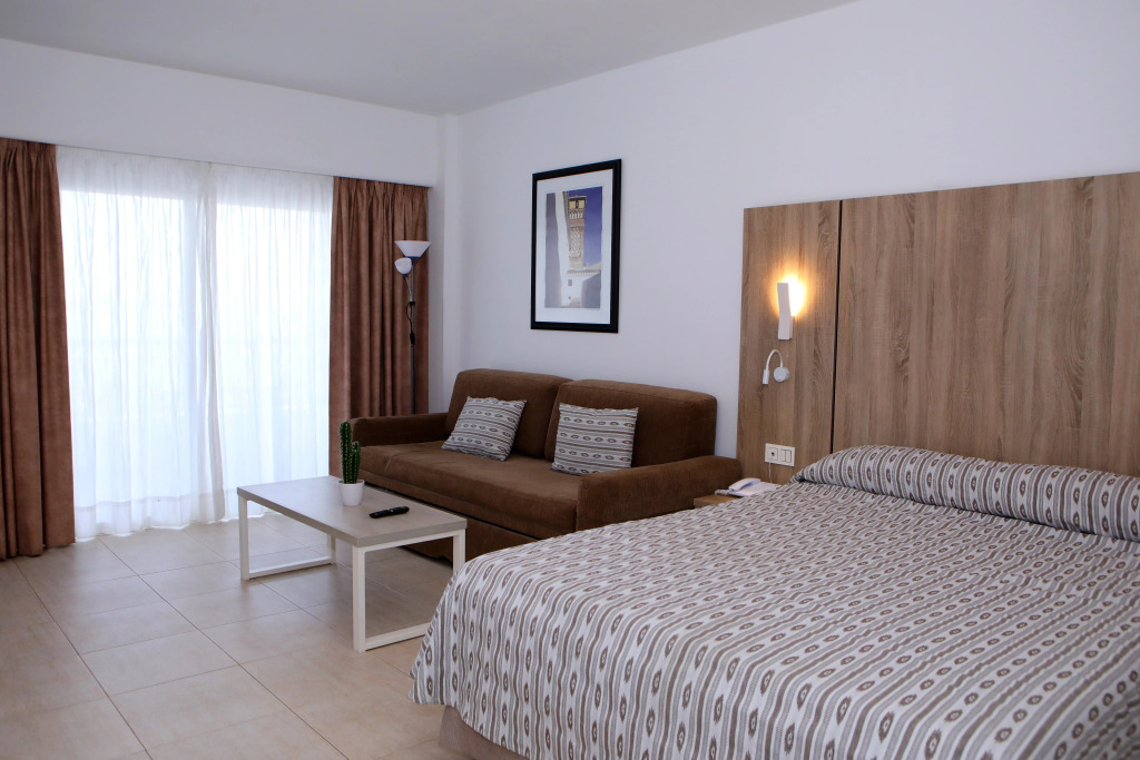 Hotel Apartamentos Pyr Fuengirola