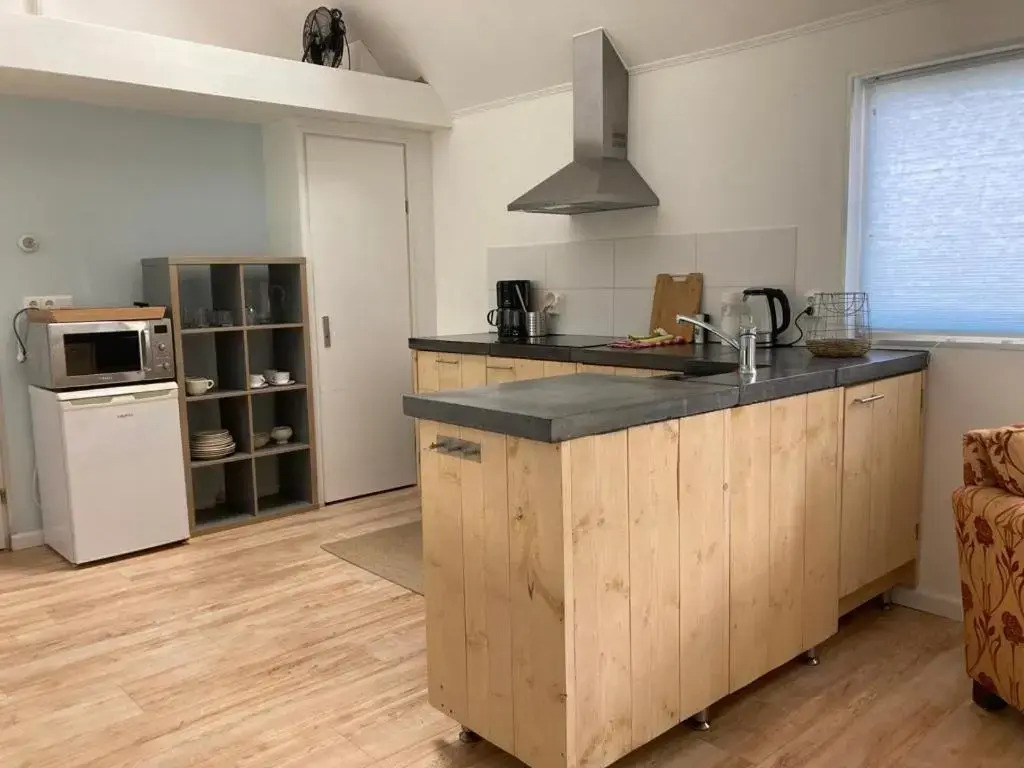 The Bee - Trekkershuts & Apartment