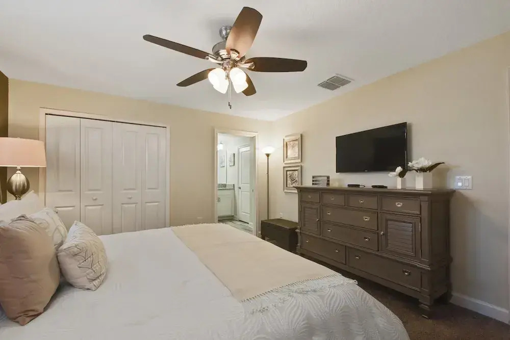 Charming Vacation Townhome with Pool CG1576
