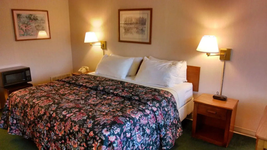 Amercias Best Value Inn - Marion