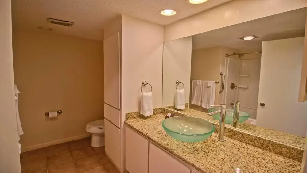 214 - 3 Br Condo