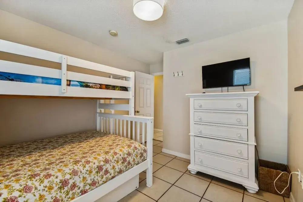4BR Lake Berkley Home w/ Private Pool