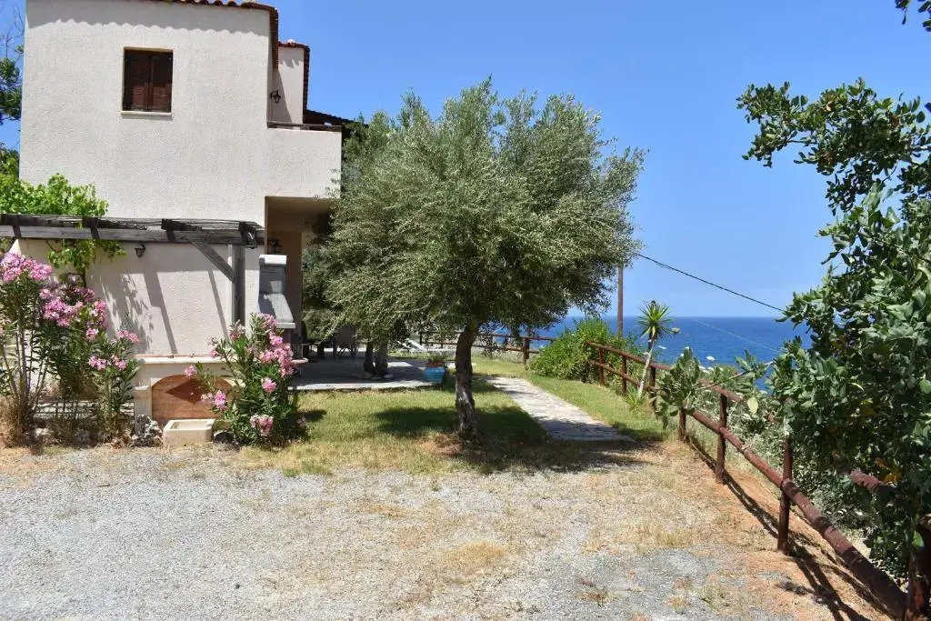 Vaia Villas
