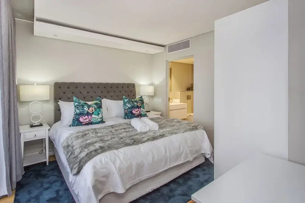 The Docklands 2 Bed Executive Apartment