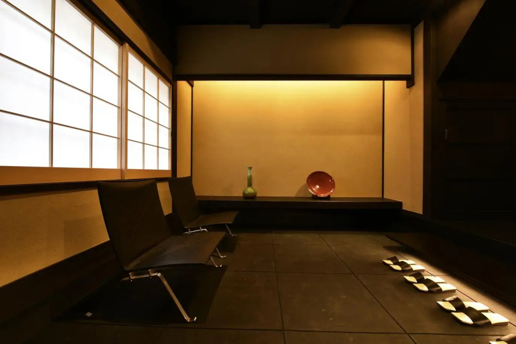 Kuraya Kamigojo-cho