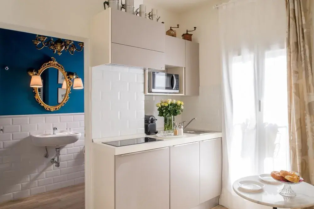L8 Boutique Design Apartments