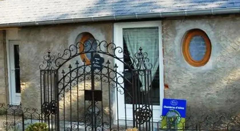 La Croix Madame