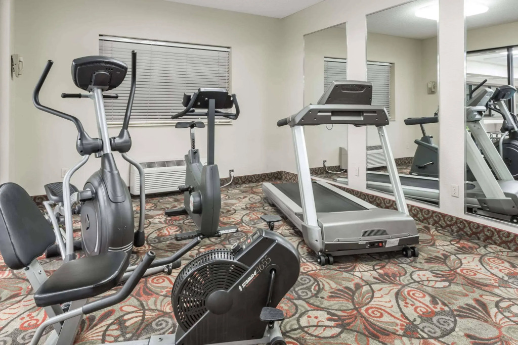 Comfort Inn Huntington near University area
