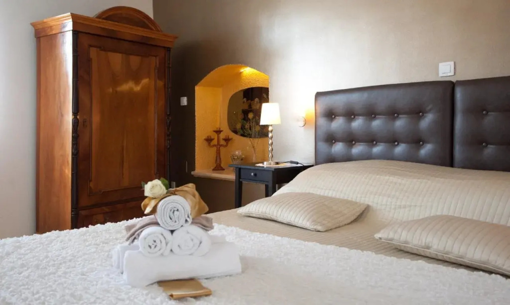 Bed & Breakfast Vila Baguc