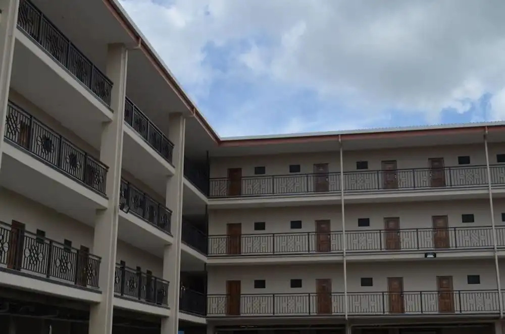 PADDYS HOTEL & APARTMENTS