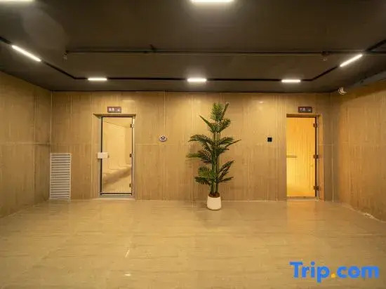 Qingyuan Qingyi Yunjing Resort Hotel