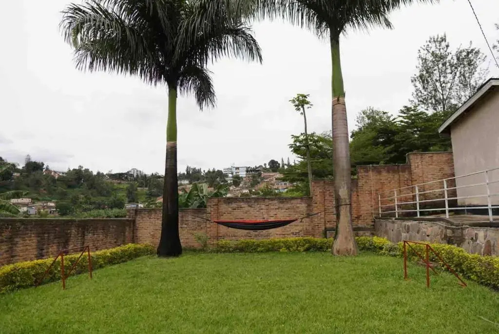 House - Sleeps 6 - Parking - Garden