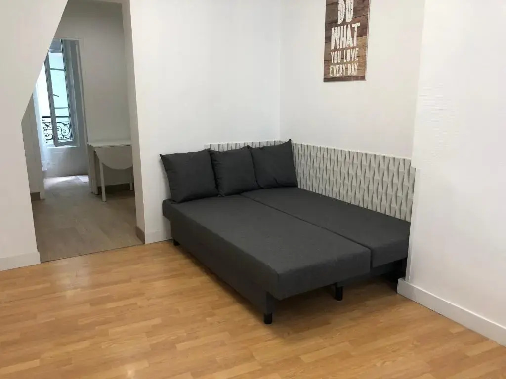 New Saint Maur-Logement Lovely Flat 32m2