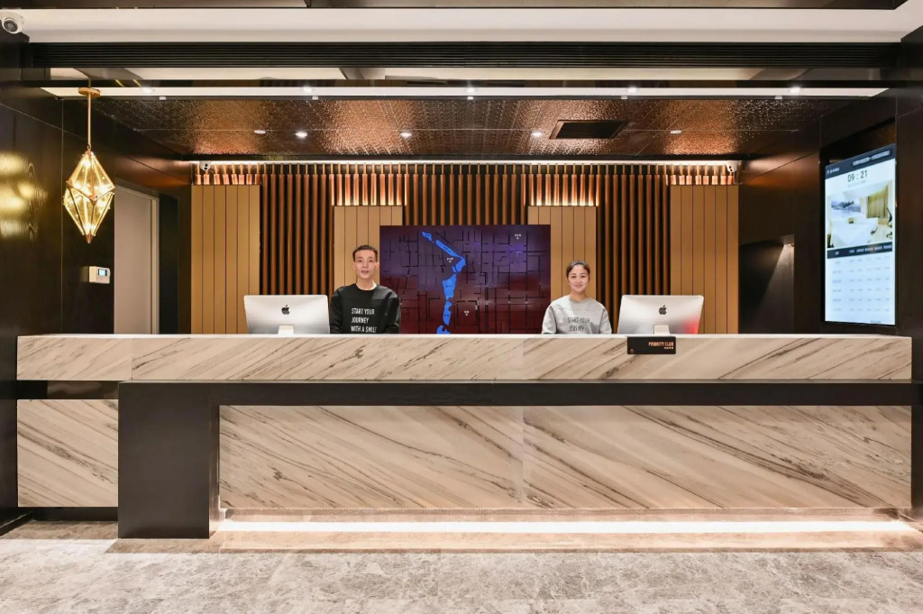 Atour Hotel Beijing Tiantan East‑Gate Metro Station