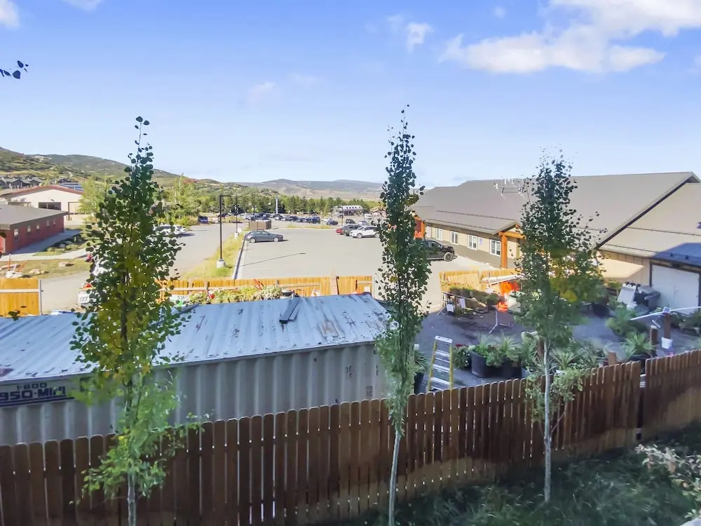 Blackstone Beauty 2 Bedroom Condo by RedAwning