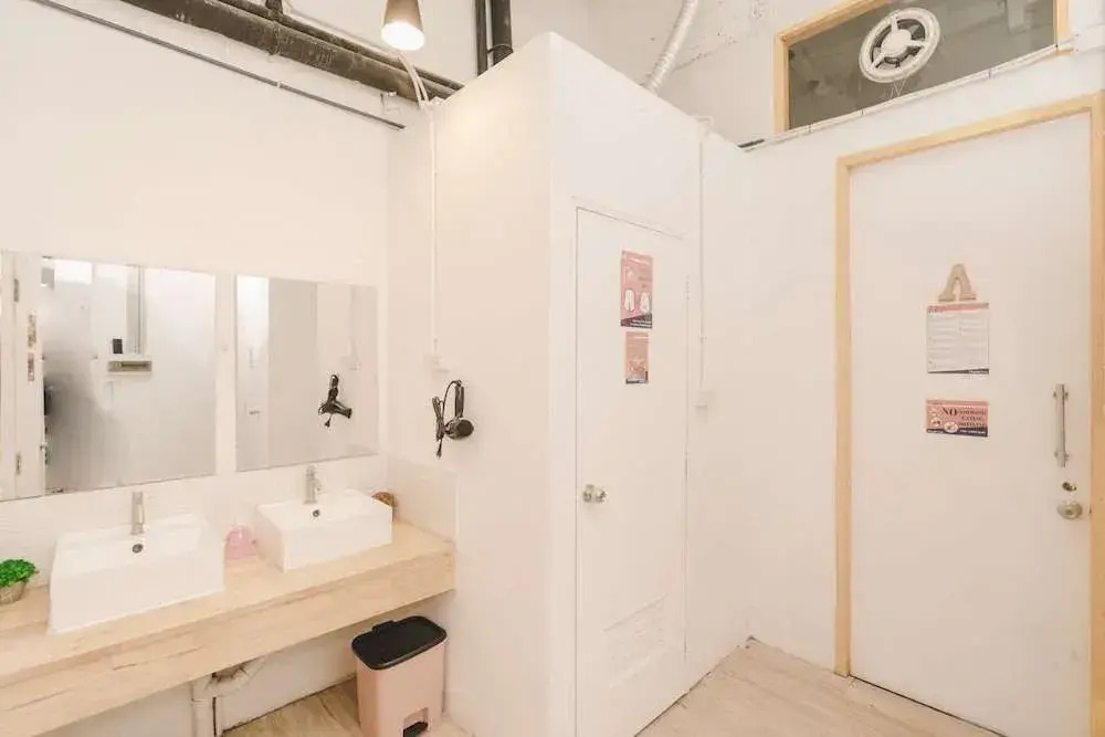 Liberta Hostel