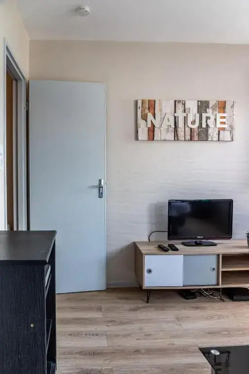 Le Debussy - studio - WIFI FIBRE- centre ville- parking