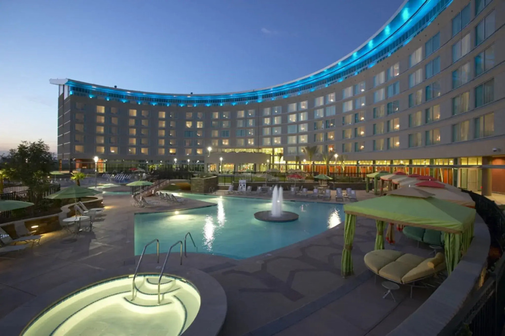 Tachi Palace Hotel & Casino