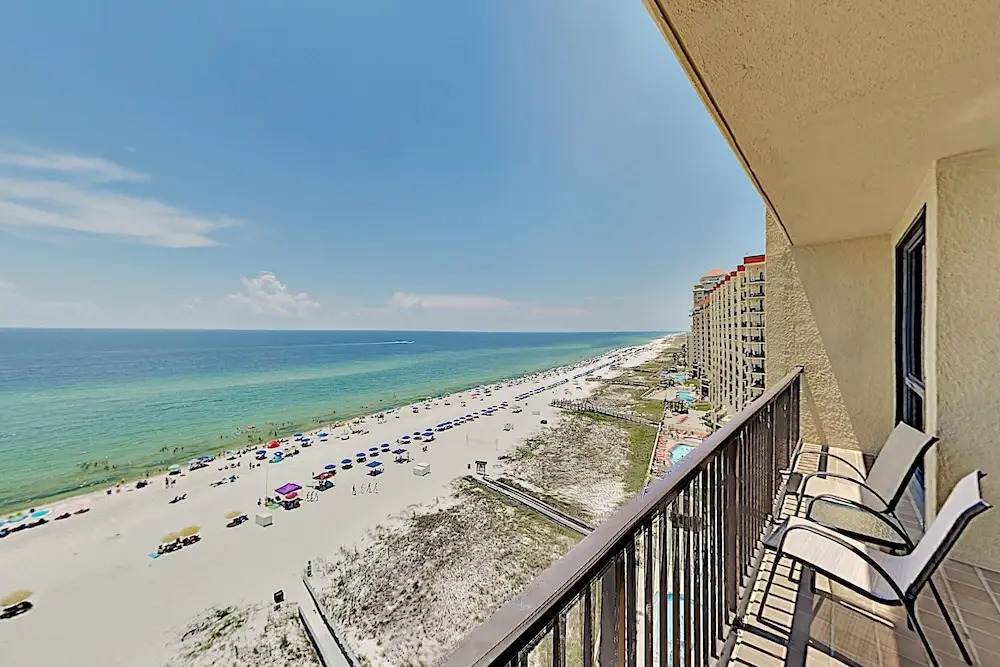 Gulf-view Corner Pools, 700 Private Beach 3 Bedroom Condo