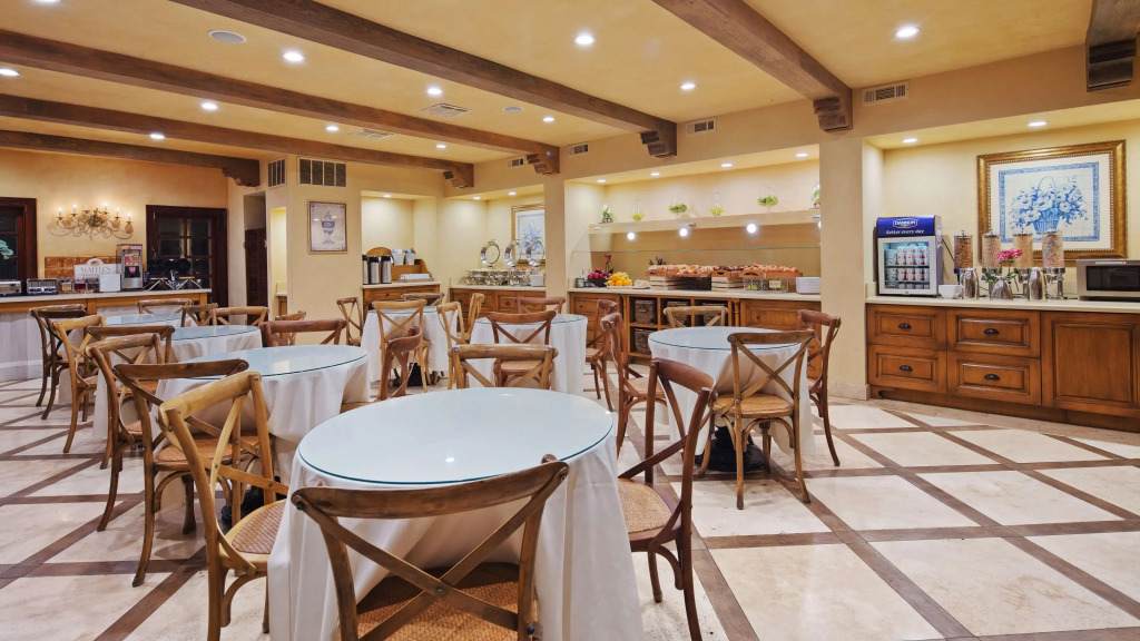 Best Western Plus Sunset Plaza Hotel