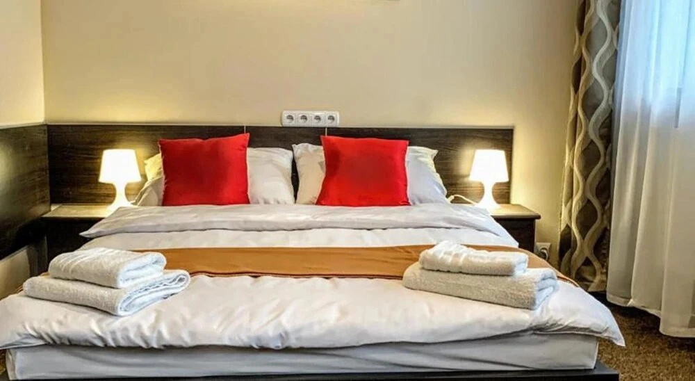Captivating 2 Bed Apartment in Rawalpindi