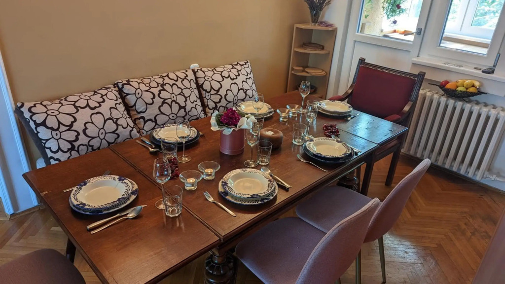 City Center, Danube & Fortress, 3 bdrm 1.5 bath