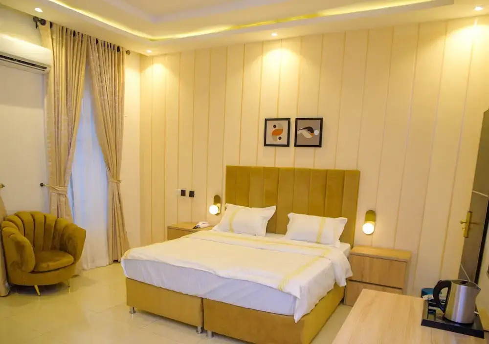 Elcastillo Homes
