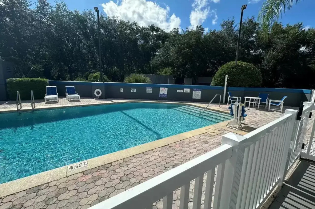 Suburban Studios Orlando - Ocoee-Winter Garden