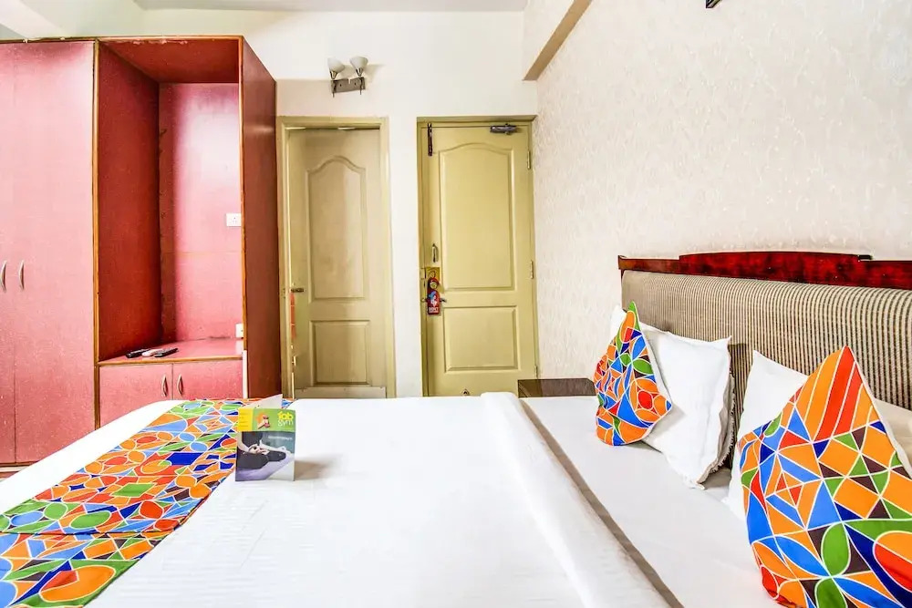 FabHotel Oriental Suites