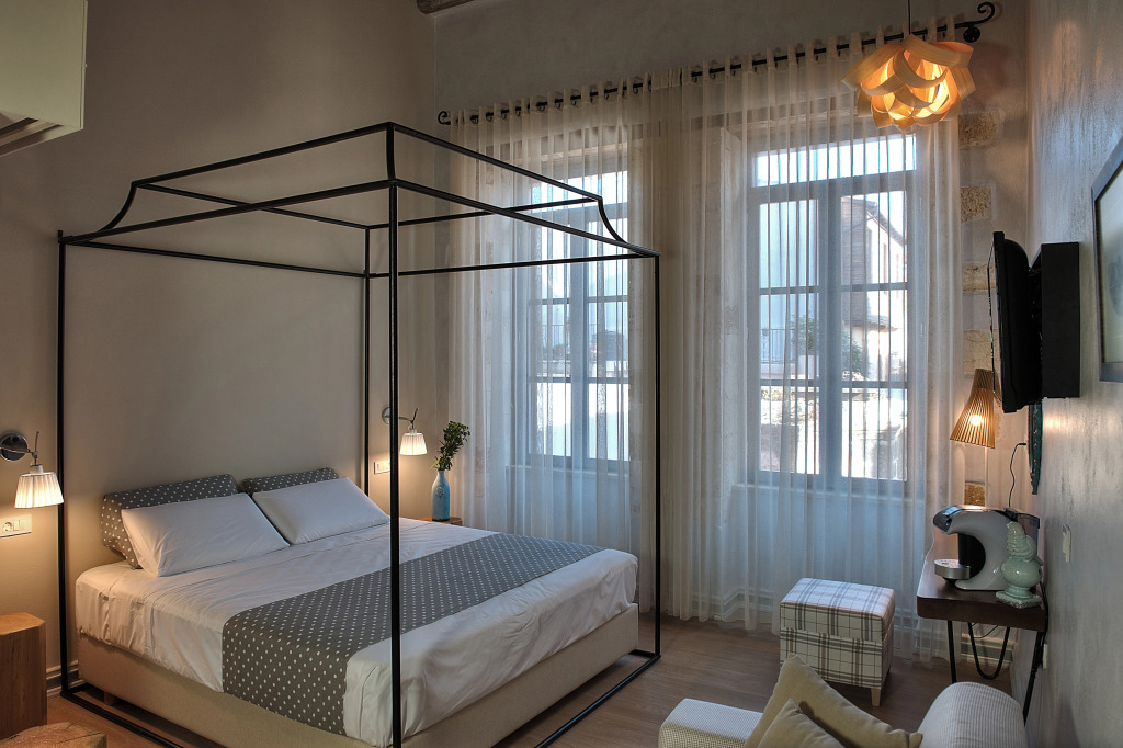 Elia Zampeliou Hotel