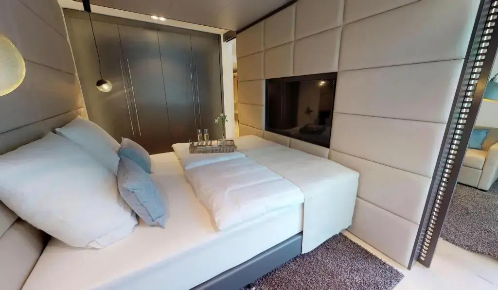 White Pearl Apartment 2.09
