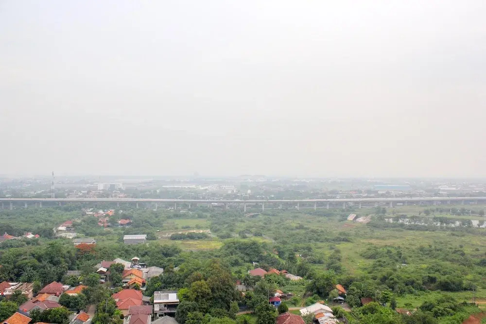 Comfortable 2Br With Study Room At Meikarta Apartment
