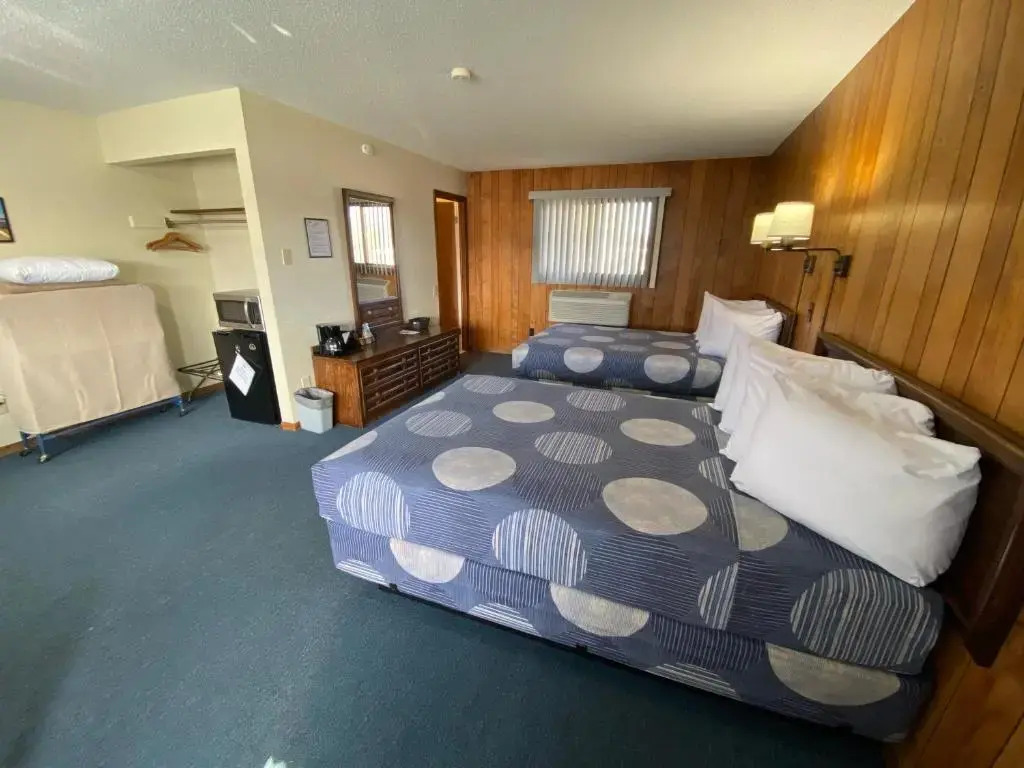 Waterway Inn