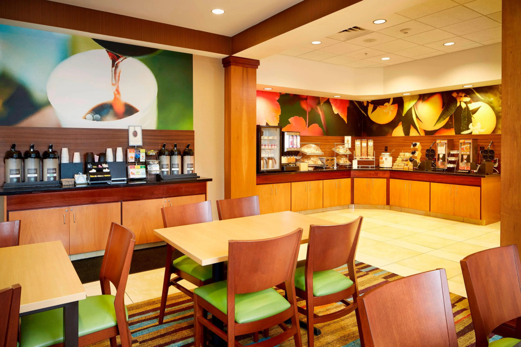 Econo Lodge Inn & Suites Yankton