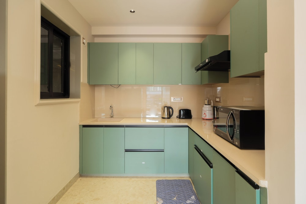 ELIVAAS Kamerios Maris 1 BHK Apartment