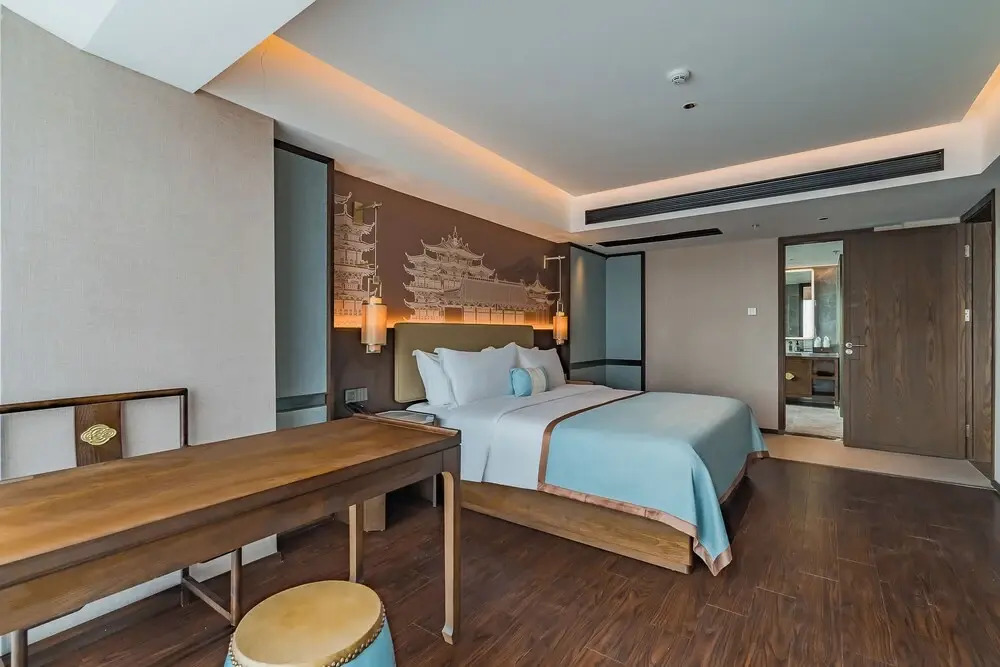 Till Bright Hotel