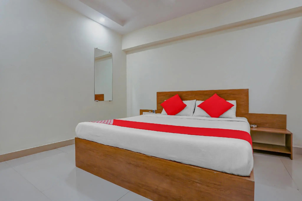 OYO 82380 Harshita Inn