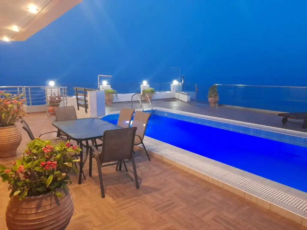 Luxurious Villa Paradise PRIVATE BEACH