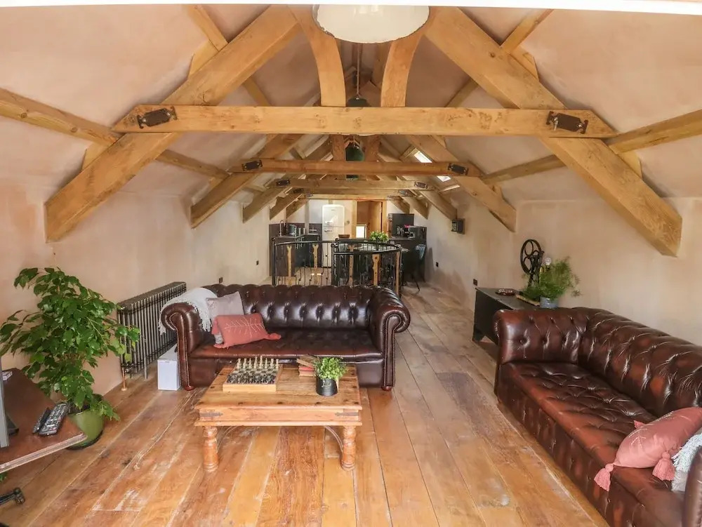 Becket's Barn